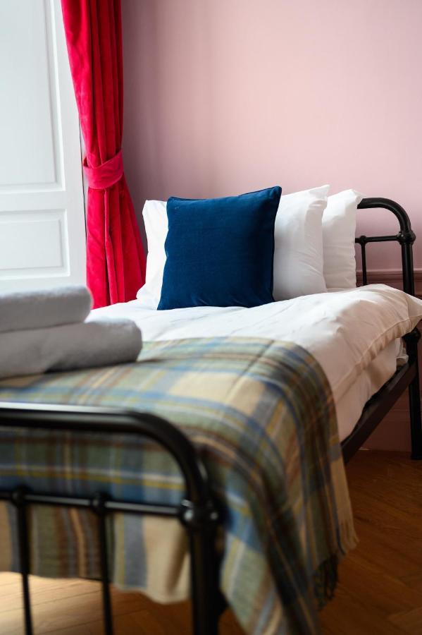 Spacious City Centre Family Room Edimburgo Exterior foto